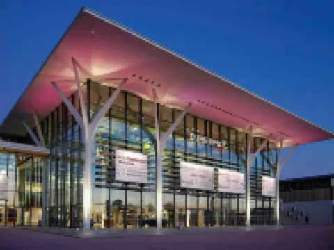 ميركيور ليون إيست فيلفونتين