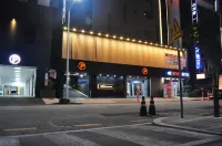 桑姆獵犬酒店