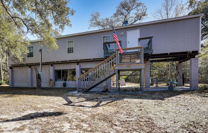 < 1 Mi From Suwannee River, Hideaway w/ Lanai