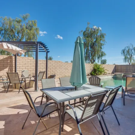 Outdoor Oasis Coachella Valley Group Getaway!