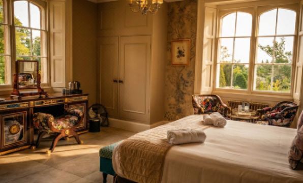 Weston Manor Hotel