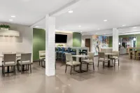 Quality Inn & Suites - Motels