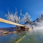 Cozy and Private Cabin, Enjoy Gorgeous Views of Mountains.