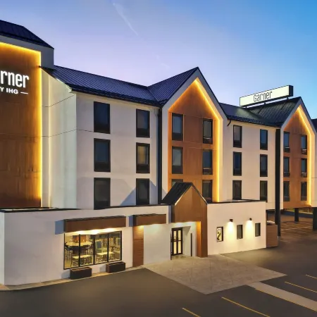 Garner Hotel Pigeon Forge Downtown by IHG