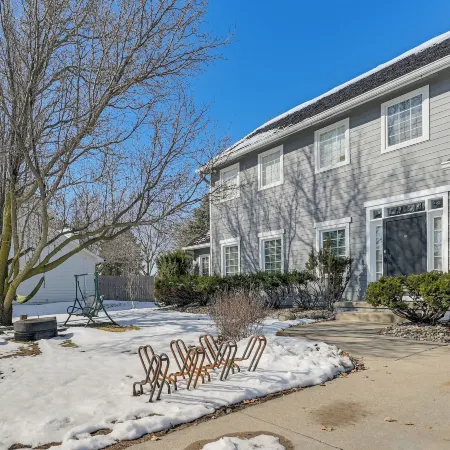 Endless Fun! Family Home w/ Spacious Yard in Clive