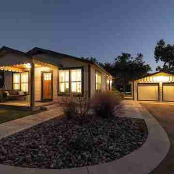 Upscale Home with Pool and FirePit - Close to Mercer St! Hotel Exterior