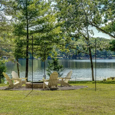Lake Front Cabin, Media/Game Room, Kayaks, Multi-Level Deck--Newly Remodeled