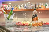 Hotel Golden Park Campinas Cambuí by Nacional Inn - bar