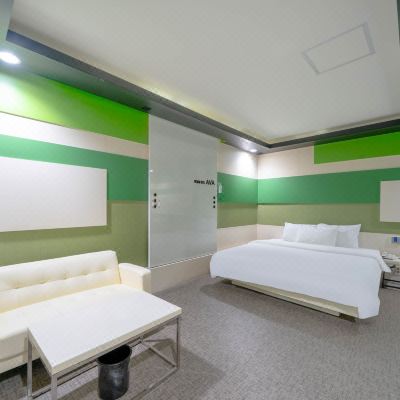 Standard Room with Bathtub Ava Hotel Promo Code