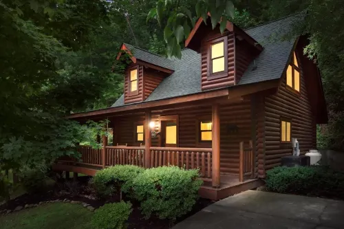 5 O'Clock Somewhere Cabin