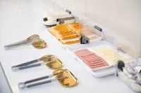 VAVANT TOURIST HOTEL - breakfast