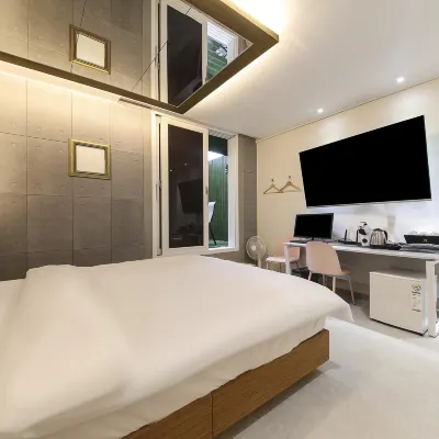 Iksan May 7 Hotel โรงแรมใกล้สนามกีฬาอิกซาน