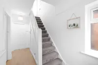 Spacious 4 Bed Semi-Detached Hse