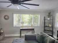 Alan's Apartment - Hot tub, fireplace, located in a quiet corner of Helen.