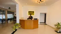 H M C Leisure Villa Devinuwara