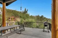 Ski Tucson Cabin at Mt Lemmon Hotel Overlooking Summerhaven, Arizona