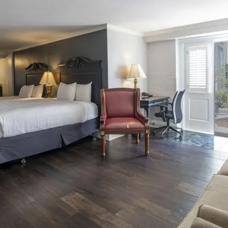 Bourbon Orleans Hotel Отели рядом с достопримечательностью «Дом Герман-Грима»