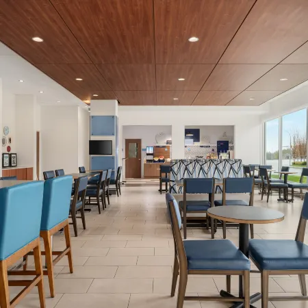 Holiday Inn Express & Suites VICTORIA - COLWOOD by IHG