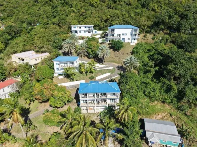 Coconut Breeze Villas Hotel di 
