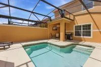Stylish 4br, Private Pool, Themed Rooms, Sleeps 13 - Pools