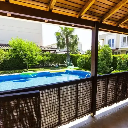 Paradise Town Villa Royal