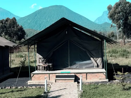 Volcanoes Over View Safaris & Camp - 4-Star
