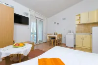 Apartment Smiljana - Balcony
