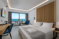 Oceanis Beach Hotel - Infinity Pools