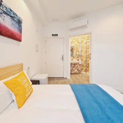 Bilbao ROOMS Etxebarria Hotels near Etxebarría Park