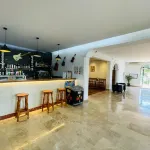 Hotel Carmen Teresa - ที่มีบาร์