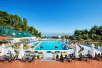 Atrium Hotel - Beach