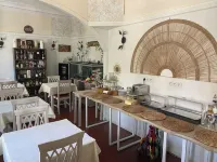 Logis Hôtel Villa Victorine - sarapan