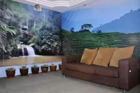 CH Travellers Inn -  โฮสเทล