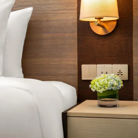 Radisson Hotel Berlin Charlottenburg Отели рядом с достопримечательностью «Станция метро Konstanzer Straße»