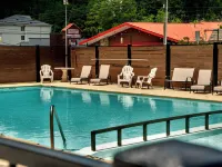 Sleepy Bear Motel - 2-Star