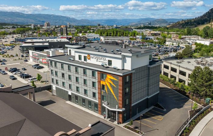 La Quinta Inn & Suites By Wyndham Kelowna Bc