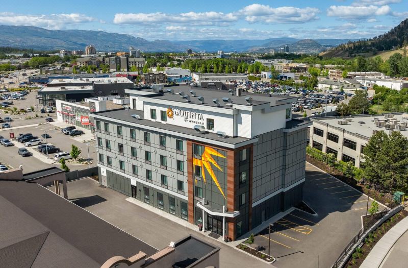 La Quinta Inn & Suites By Wyndham Kelowna Bc