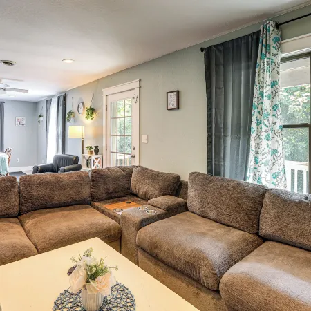 New Listing! Beautiful 4BR Dog-friendly OBX Home