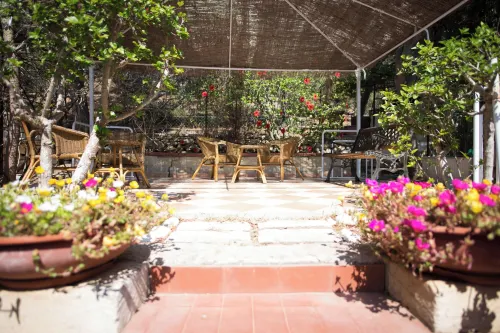 Sea Front Apartment 5 Beds with Balcony 250 Meters from the Beach
