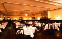 The Metropole Guesthouse - Breakfast