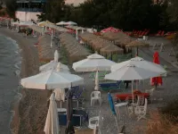 Seaview Self Catering Apartment - Helen No 1 - Beach