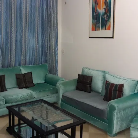 Spacious Very Modern Apartment Richly Furnished