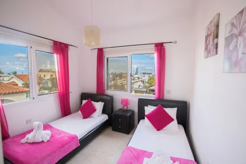 Protaras Holiday Villa Ds54 / 3 Bedroom Villa in the Center - 2 Sao