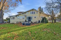Historic Yakima Home 4BR Office Backyard Oasis - Butik
