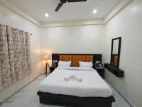 Hotel Aryanandan - Near Ram Mandir - Balkoner