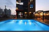 Boryoung Eagle Spark Pension - Pools