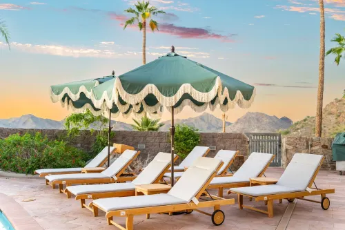 Ch Teau at Piestewa Peak Phoenix s Iconic Estate - Villas