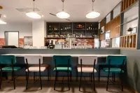 Holiday Inn - the Niu, Pax Berlin Airport by IHG - bar