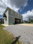 Bream Street retreat. New home in BSL on the water with boat launch. Sleeps 10. - 2つ星