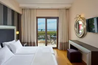 Mediterranean Princess- Adults Only - balcón